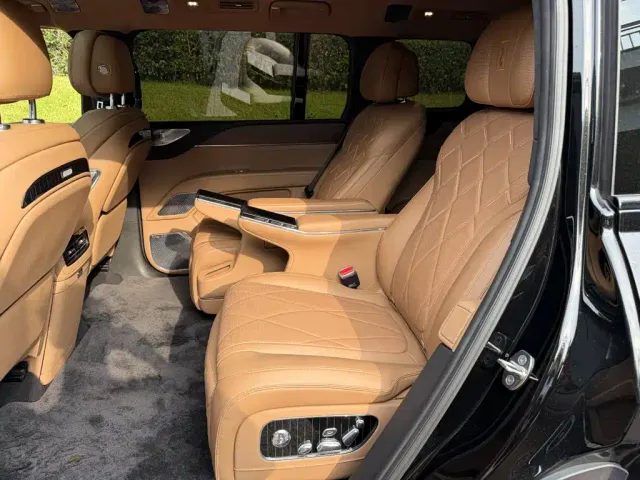 BYD U8L — Фото автомобиля 12