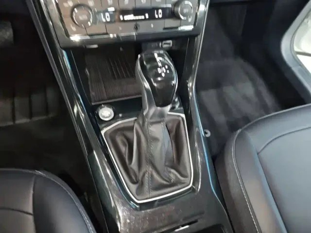 Volkswagen Tharu — Фото автомобиля 13