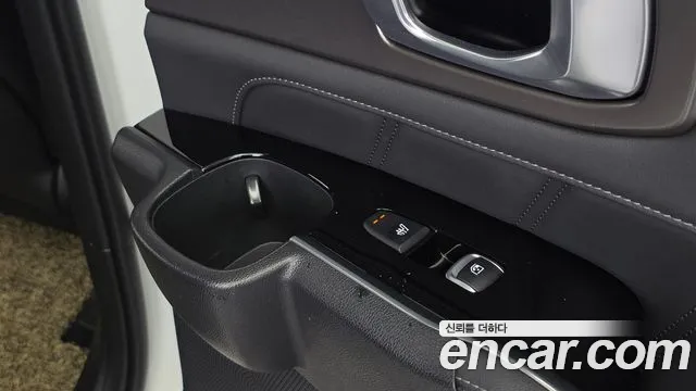 Kia Sorento Sorento 4-е поколение Бензин 2.5T 2WD — Фото автомобиля 17