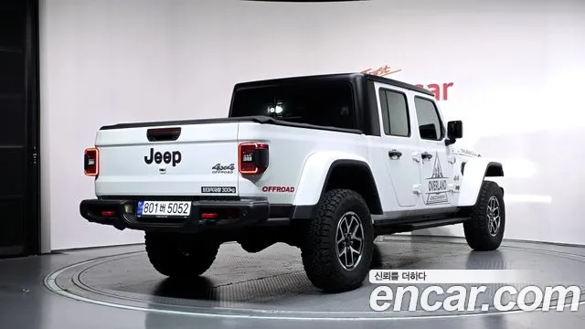 Jeep Gladiator JT — Фото автомобиля 2