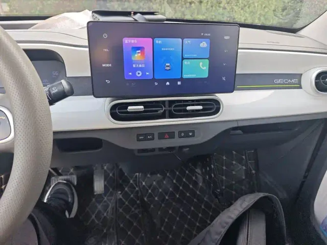 Geely Panda — Фото автомобиля 9