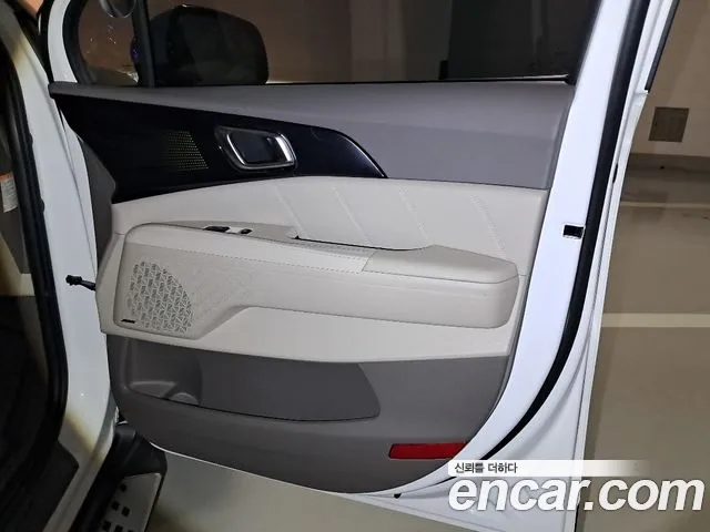 Kia Carnival — Фото автомобиля 19
