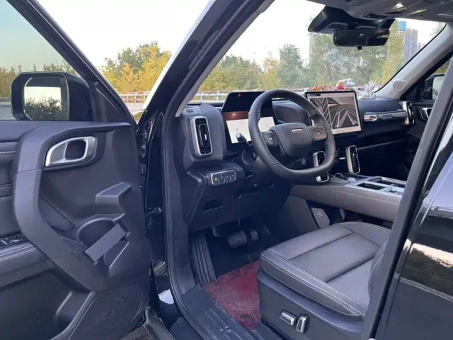 Haval Big Dog — Фото автомобиля 12