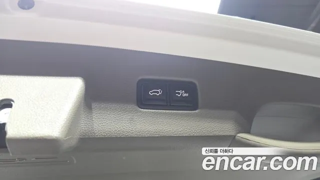 Kia Canival Carnival 4 поколение Бензин 7 мест Hi-Limousine — Фото автомобиля 20