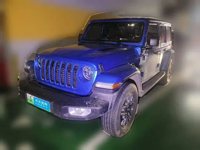 Фотография автомобиля — Jeep Wrangler 4xe