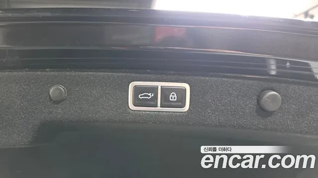 Hyundai Grandeur GN7 — Фото автомобиля 21