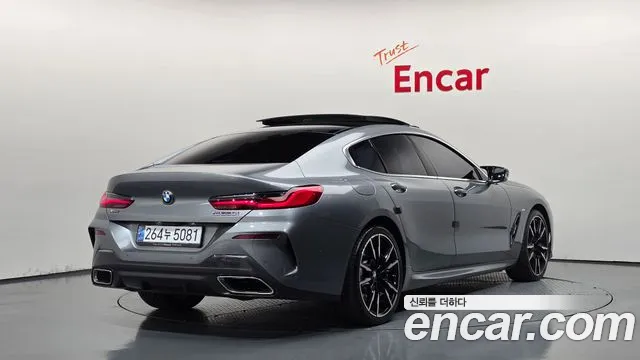 BMW 8 Series G15 — Фото автомобиля 2