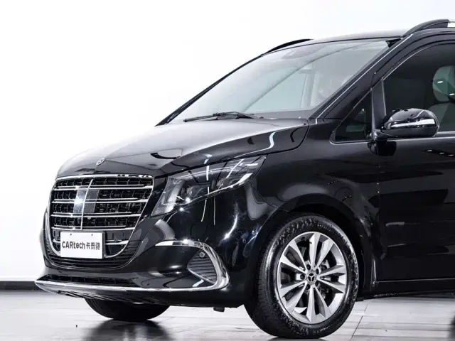 Mercedes-Benz V-Class — Фото автомобиля 5