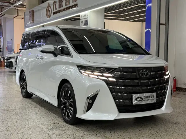 Toyota Alphard — Фото автомобиля 3