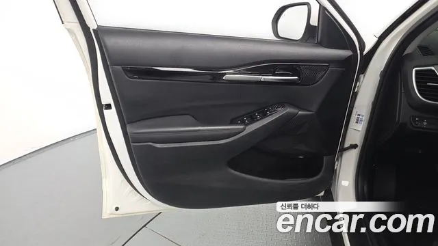 Kia Seltos Seltos Бензин 1.6 турбо 2WD — Фото автомобиля 23