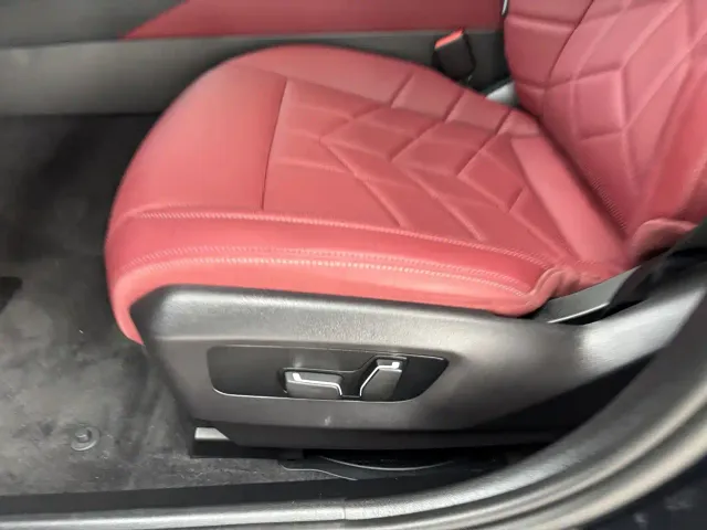 BMW 5 Series — Фото автомобиля 13