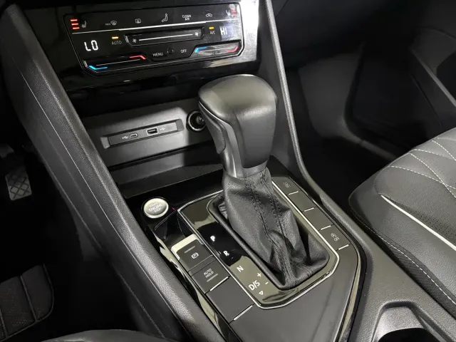 Volkswagen Tiguan L — Фото автомобиля 16