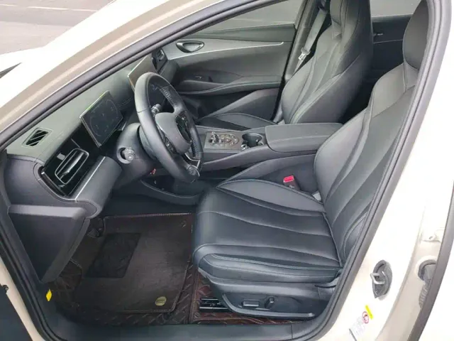 BYD Seal 06 — Фото автомобиля 14