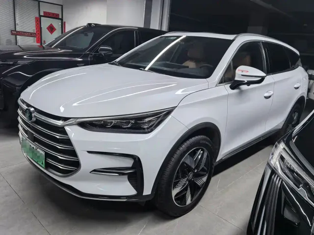 Фотография автомобиля — BYD Tang