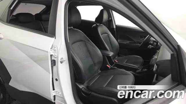 Hyundai Kona — Фото автомобиля 16