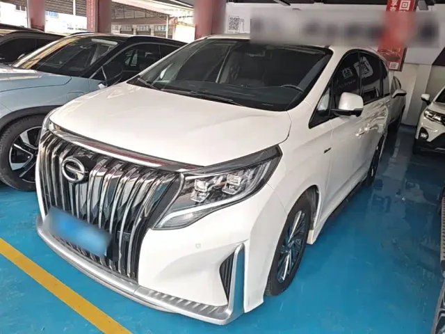 Фотография автомобиля — GAC Trumpchi M8
