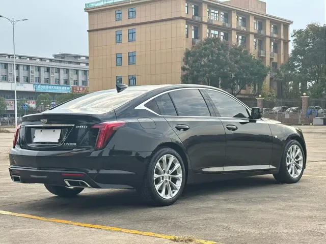Cadillac CT5 — Фото автомобиля 7