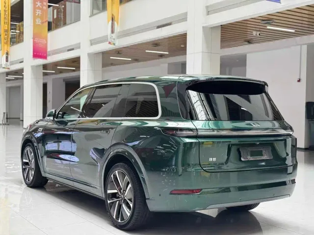 Li Auto L9 — Фото автомобиля 7