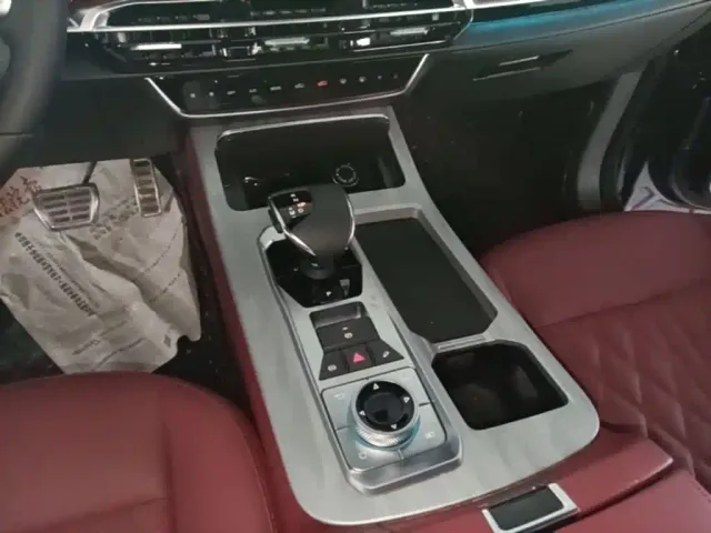 Jetour X70 Plus — Фото автомобиля 13