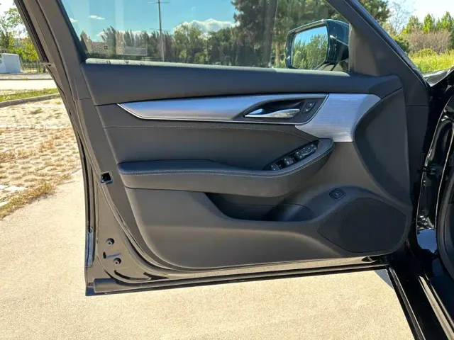 Cadillac CT5 — Фото автомобиля 13