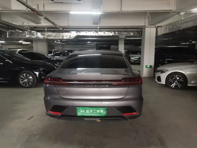 BYD Han — Фото автомобиля 3