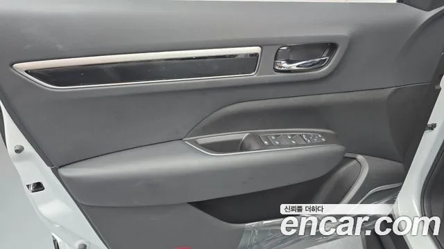 Renault Korea QM6 New — Фото автомобиля 24