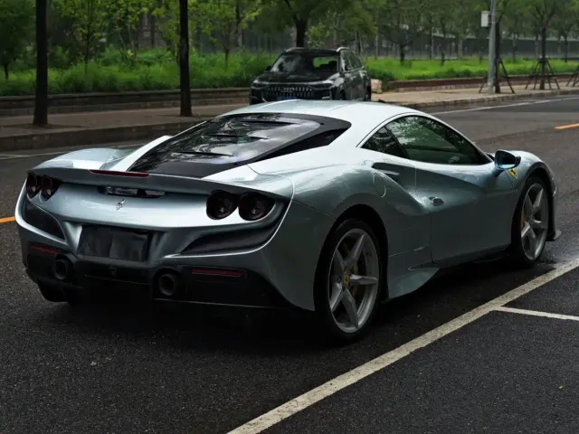 Ferrari F8 — Фото автомобиля 6