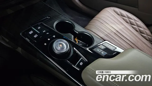 Kia K8 Signature — Фото автомобиля 8