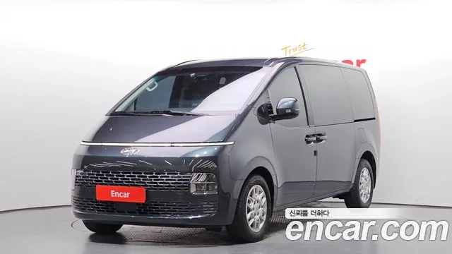Фотография автомобиля — Hyundai Staria