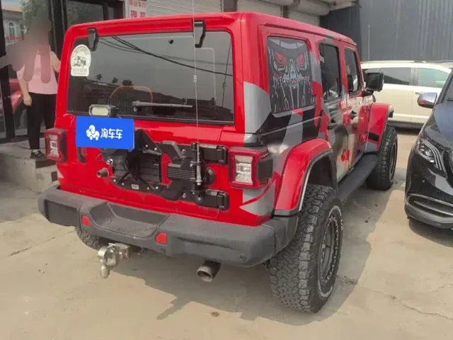 Jeep Wrangler — Фото автомобиля 3