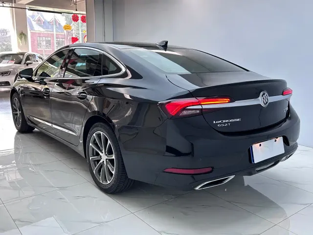 Buick LaCrosse — Фото автомобиля 5