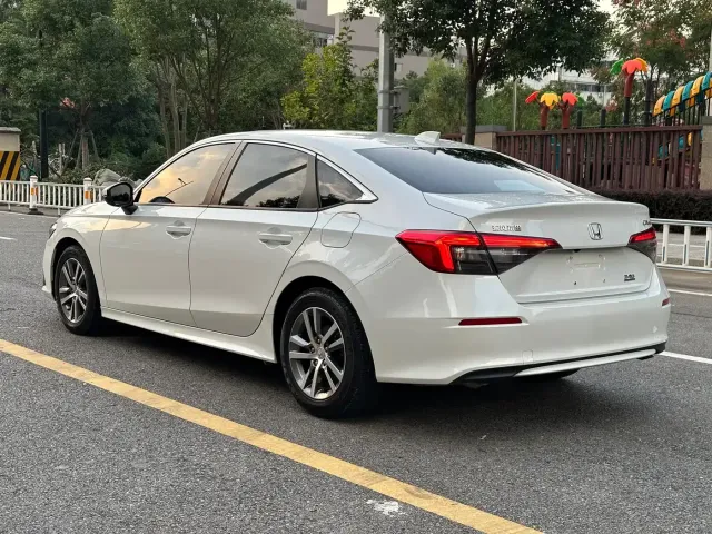 Honda Civic — Фото автомобиля 7