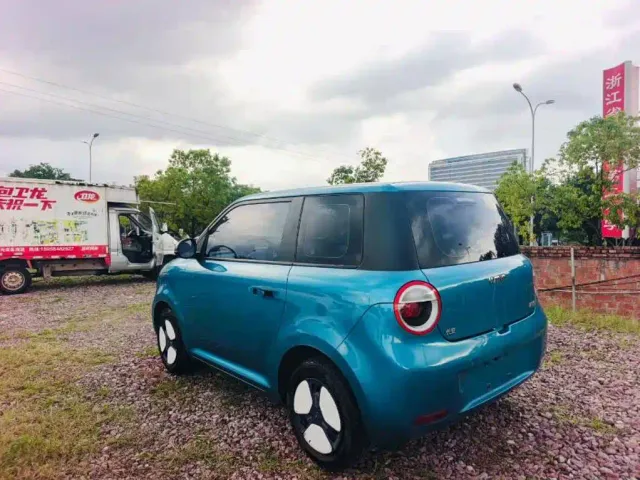 Changan Lumin — Фото автомобиля 7