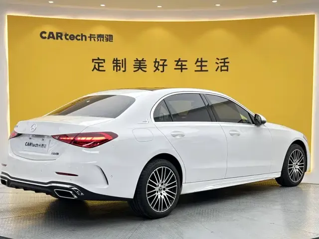 Mercedes-Benz C-Class — Фото автомобиля 4