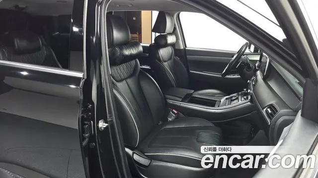 Hyundai Palisade Palisade Дизель 2.2 2WD — Фото автомобиля 8