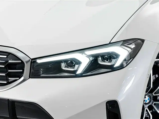 BMW 3 Series — Фото автомобиля 4