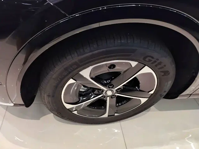Shangjie SUV — Фото автомобиля 22