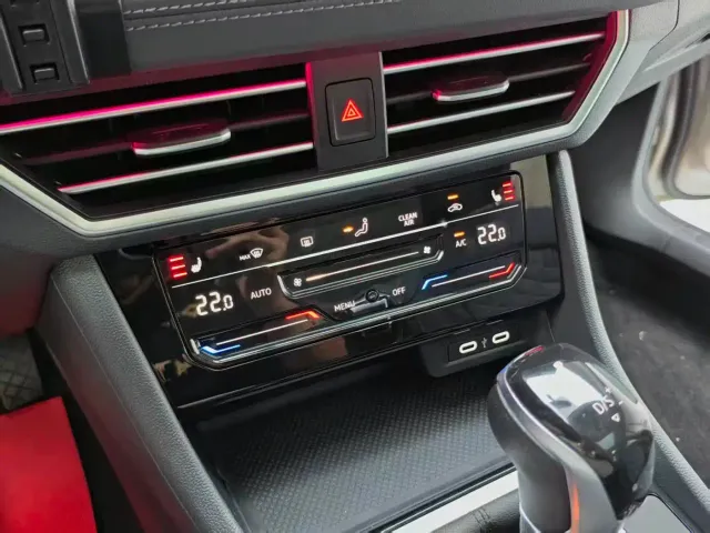 Volkswagen Sagitar — Фото автомобиля 13
