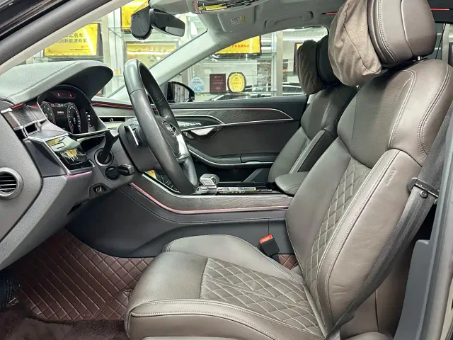 Audi A8 — Фото автомобиля 8