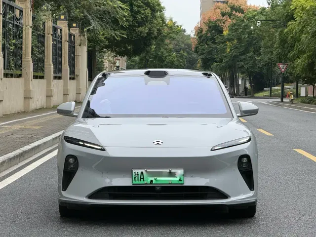 Nio ET5 Touring — Фото автомобиля 2