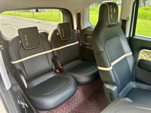 Baojun KiWi EV — Фото автомобиля 8