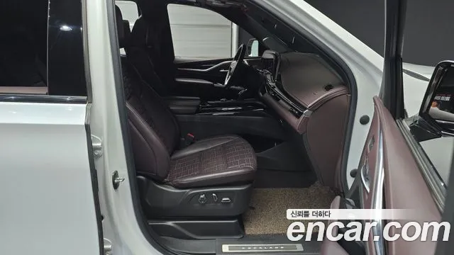 Cadillac Escalade Escalade 5 поколение — Фото автомобиля 22