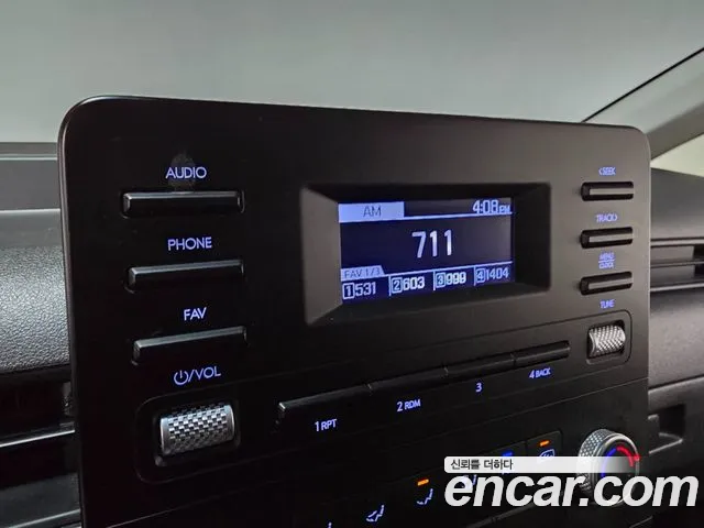 Hyundai Staria — Фото автомобиля 11