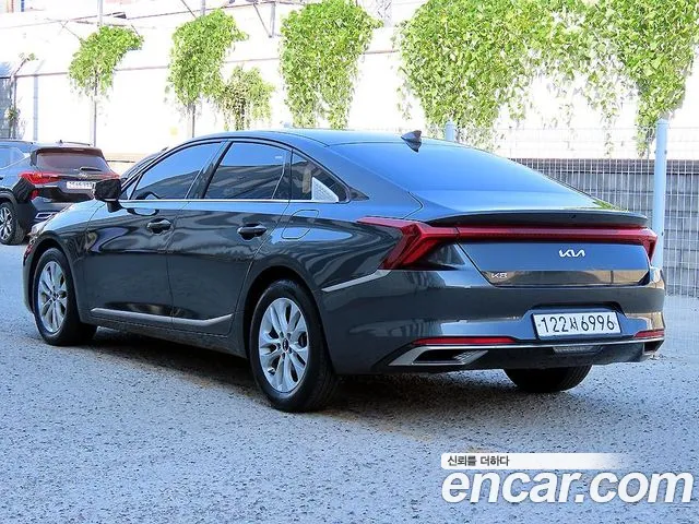 Kia K8 — Фото автомобиля 3