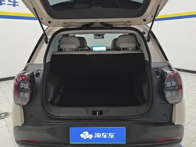 GAC Aion UT — Фото автомобиля 4