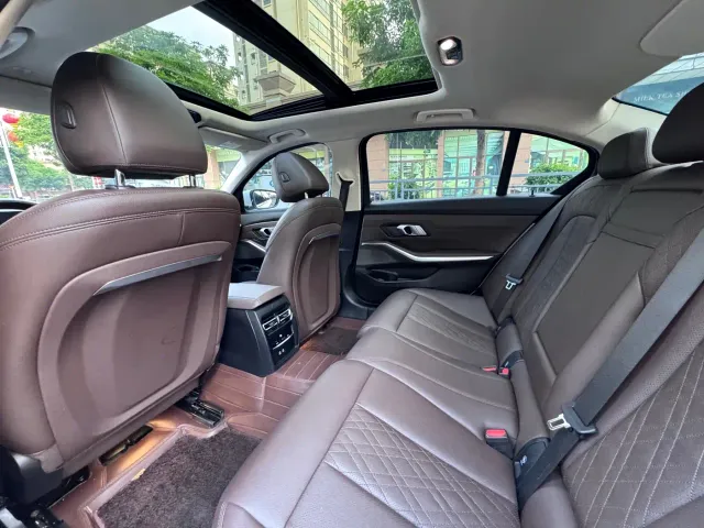 BMW BMW 3 Series 2023 320Li M Sport Package — Фото автомобиля 12
