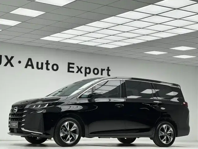 GAC Trumpchi M6 — Фото автомобиля 10