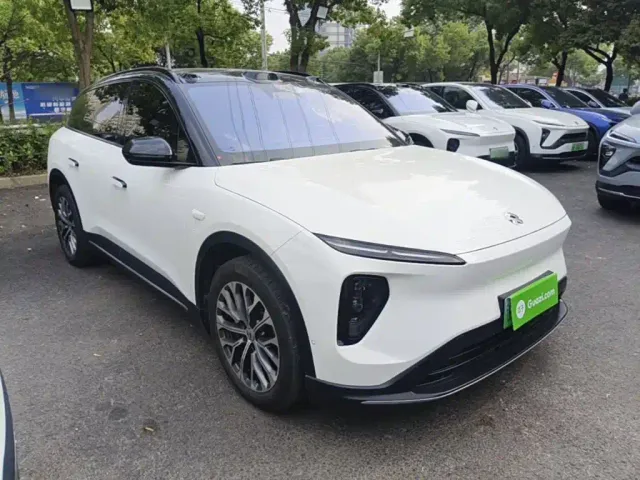 Nio ES6 — Фото автомобиля 3