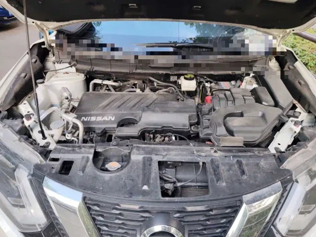Nissan X-Trail — Фото автомобиля 10