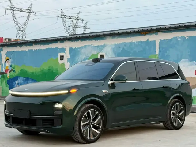 Фотография автомобиля — Li Auto L9